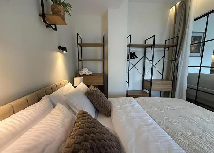 شقة Fterna Ii Perea-1 Bedroom, Large Balcony, Near & Airport *