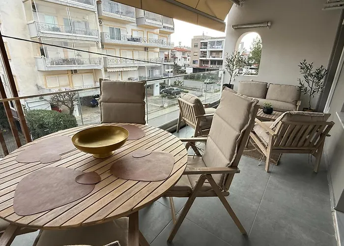 Fterna Ii Perea-1 Bedroom, Large Balcony, Near & Airport * Peraía
