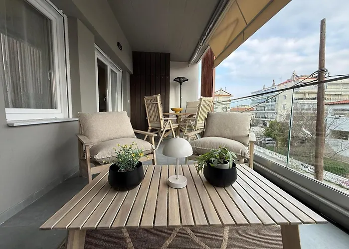 Fterna Ii Perea-1 Bedroom, Large Balcony, Near & Airport * Peraía