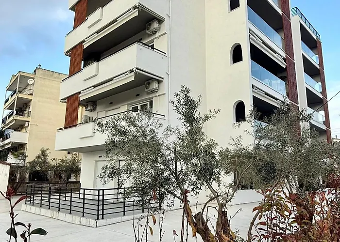 Fterna Ii Perea-1 Bedroom, Large Balcony, Near & Airport شقة