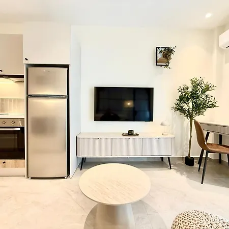 Apartment Fterna Ii Perea-1 Bedroom, Large Balcony, Near & Airport