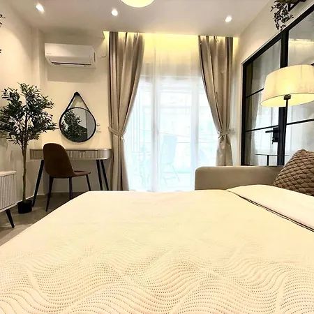 Fterna Ii Perea-1 Bedroom, Large Balcony, Near & Airport