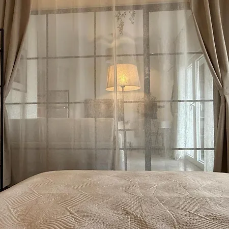Apartment Fterna Ii Perea-1 Bedroom, Large Balcony, Near & Airport